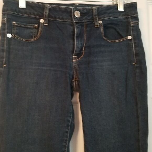 AMERICAN EAGLE Curvy Skinny Jeans SZ 4Short - Picture 2 of 8